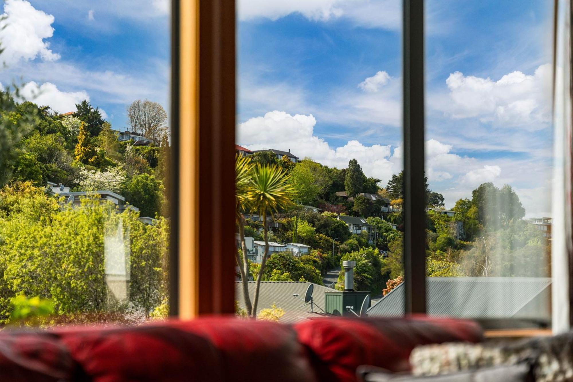 Ridgeview Retreat - Taupo Holiday Home Exterior foto